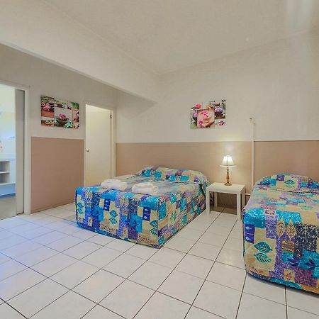 Marlin Motel Biggera Waters Eksteriør billede
